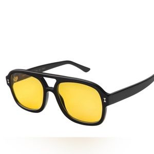 Brand New Illesteva Knoxville Sunglasses - black/honey
